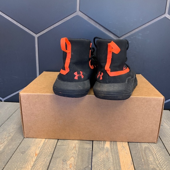 ~Used W/O Box! Youth Under Armour SC 3 Zero Black Orange Sneakers Size 7Y - Picture 4 of 6